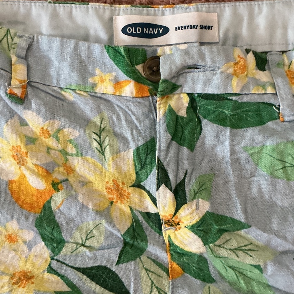 Old Navy Women's Floral Shorts - Light Blue and Yellow